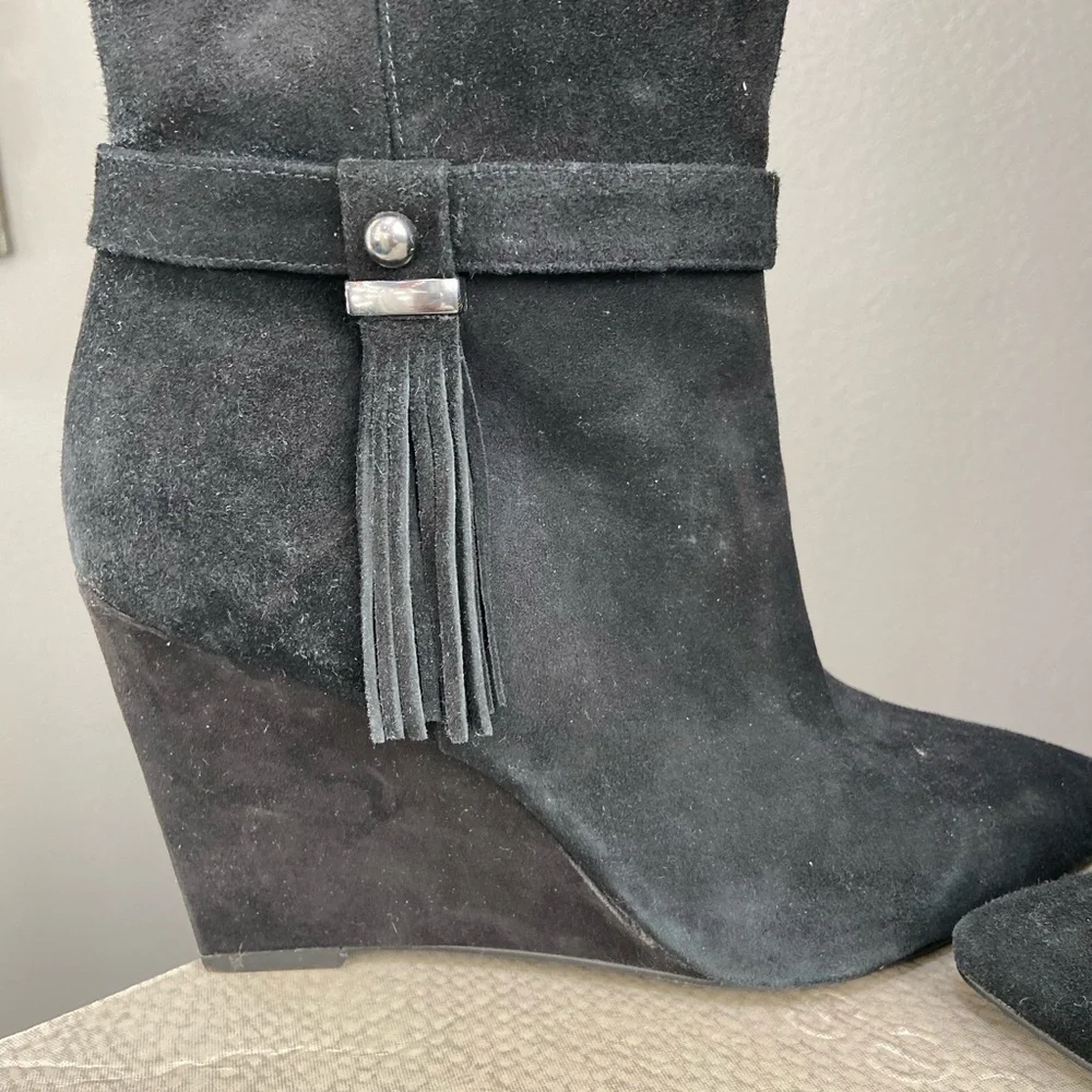 Black Heeled Nine West Boots - Picture 6 of 8